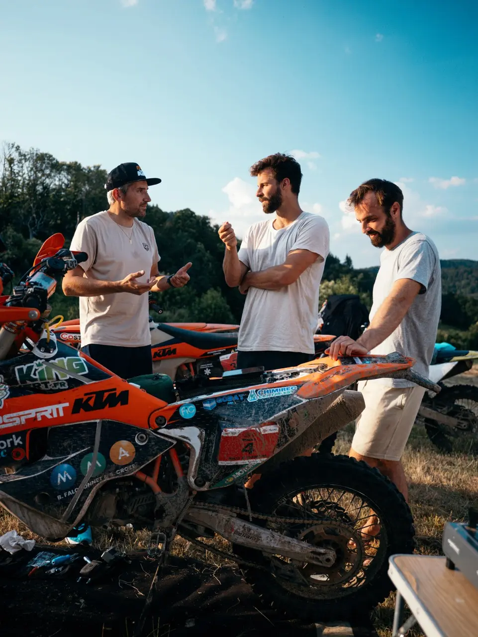 Benji Melot avec des participants Expériences Rallye